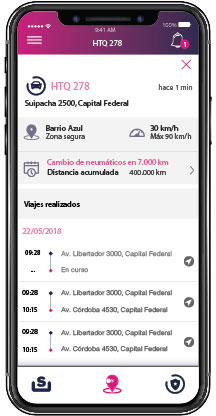 Telefono con el panel de la aplicacion GPS, en este caso es el de Motos